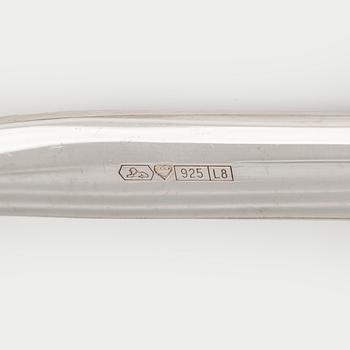 Tapio Wirkkala, Bestickuppsättning "Marski", 98 delar, sterlingsilver, Kultakeskus, Tavastehus 1988. I originalschatull.