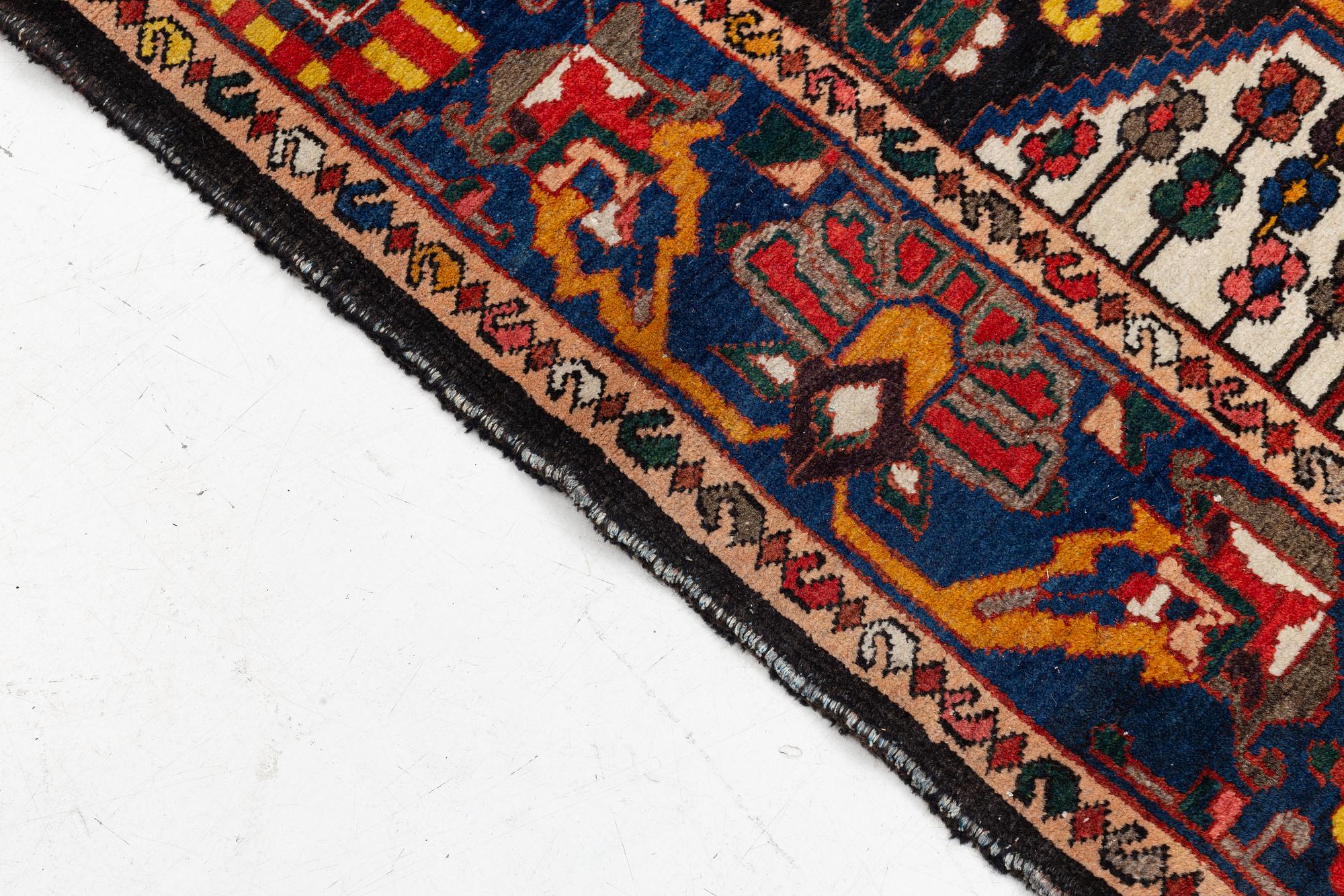 Matta, Bakhtiari, ca 290 x 190 cm.