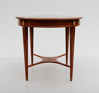 BORD, gustaviansk stil, 1900-talets första hälft.