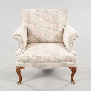 A Queen Anne style armchair, early 20th century.