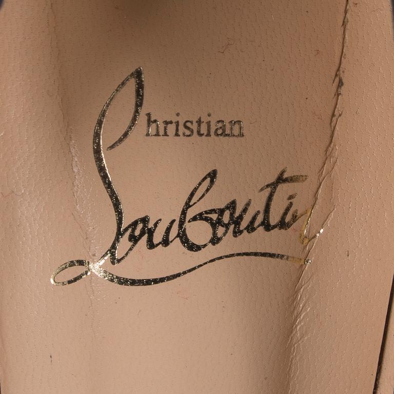 SKOR, "Décolleté", Christian Louboutin.