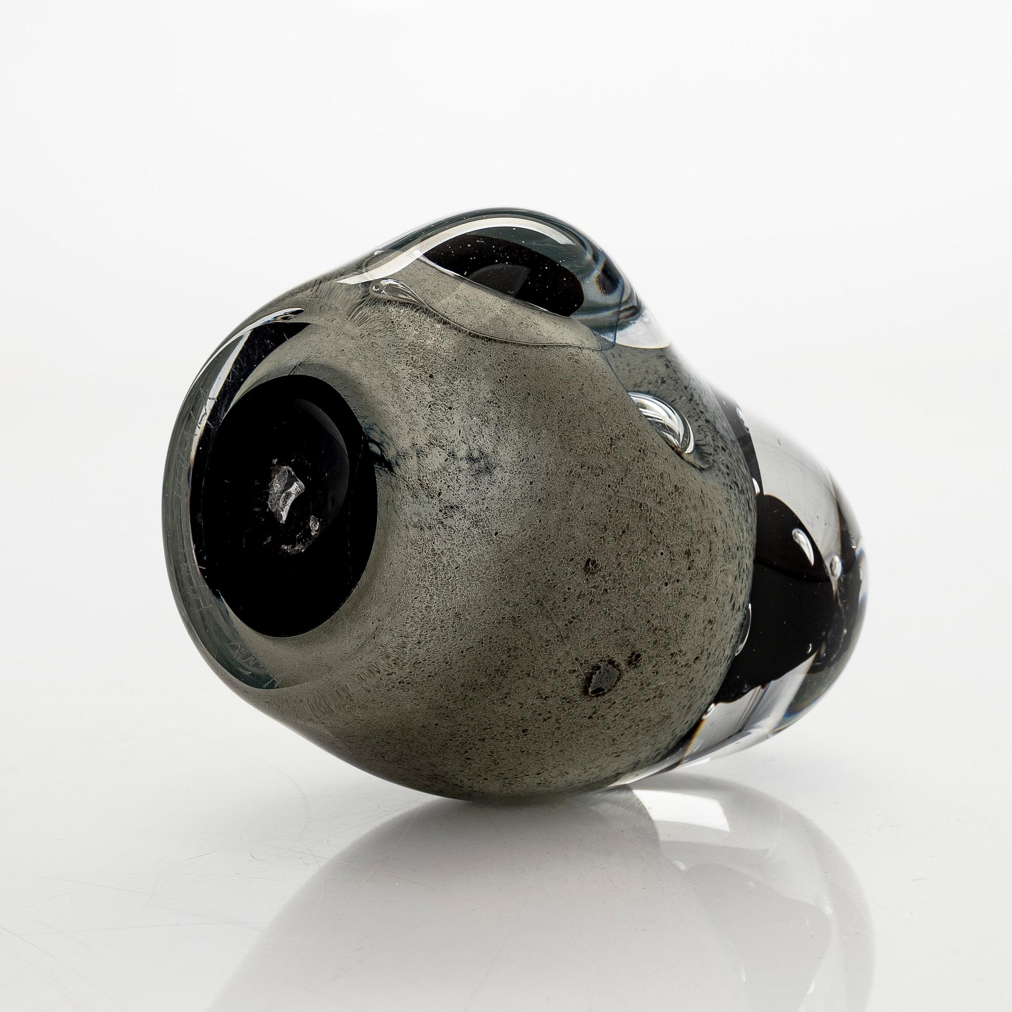 Tiina Nordström, konstglas, signerad Tiina Nordström, Iittala 1991.