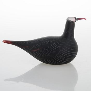 OIVA TOIKKA, a glass sculpture signed O. Toikka Nuutajärvi.