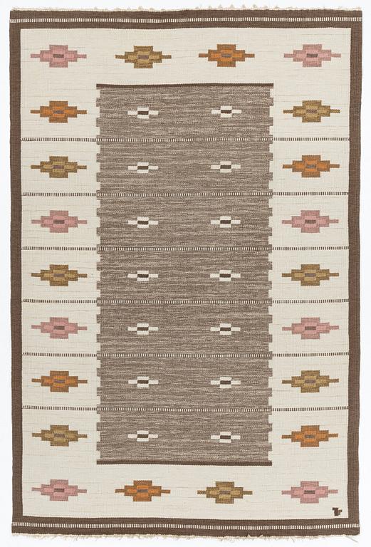 Erik Lundberg, a carpet, 'Skogsstjärnan', Vävaregården, Eringsboda, circa 300 x 202 cm.