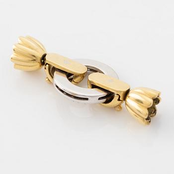 Clasp for pearl necklace, ring with eight cut diamonds.