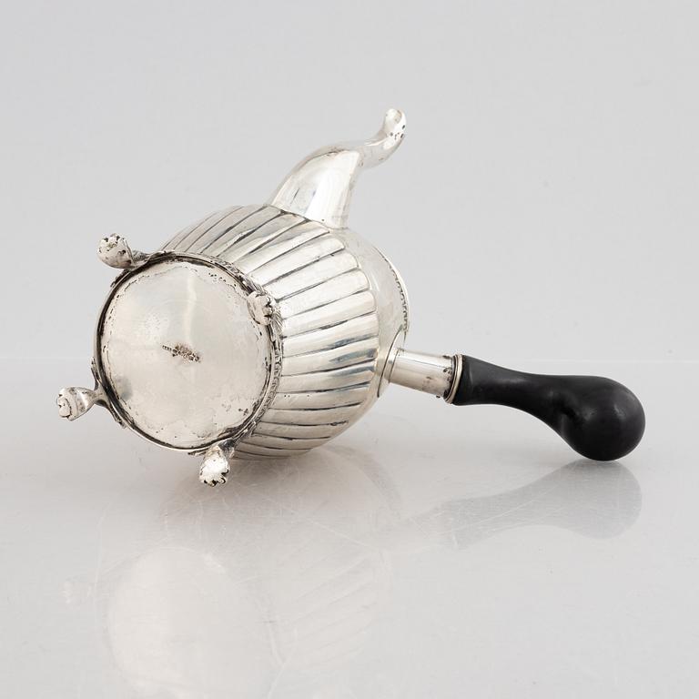 A silver coffee pot, mark of A.G Dufva, Stockholm 1916.