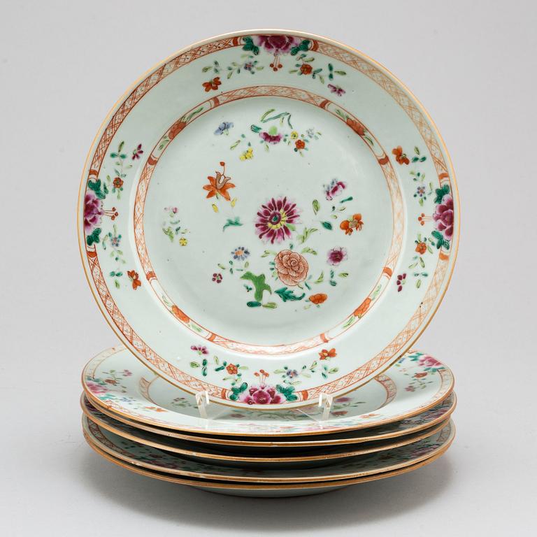 TALLRIKAR, 6 st, kompaniporslin. Qingdynastin, Qianlong (1736-95).