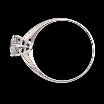 RING, 18K vitguld, briljantslipad diamanter ca 1.01 ct. Vikt ca 4 g.