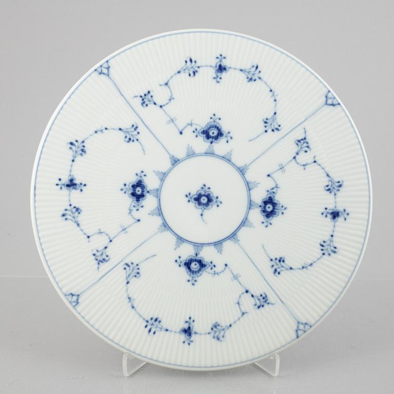 A large 'Blue Fluted Plain' porcelain cake stand, Royal Copenhagen, model 2324, 1985-91.