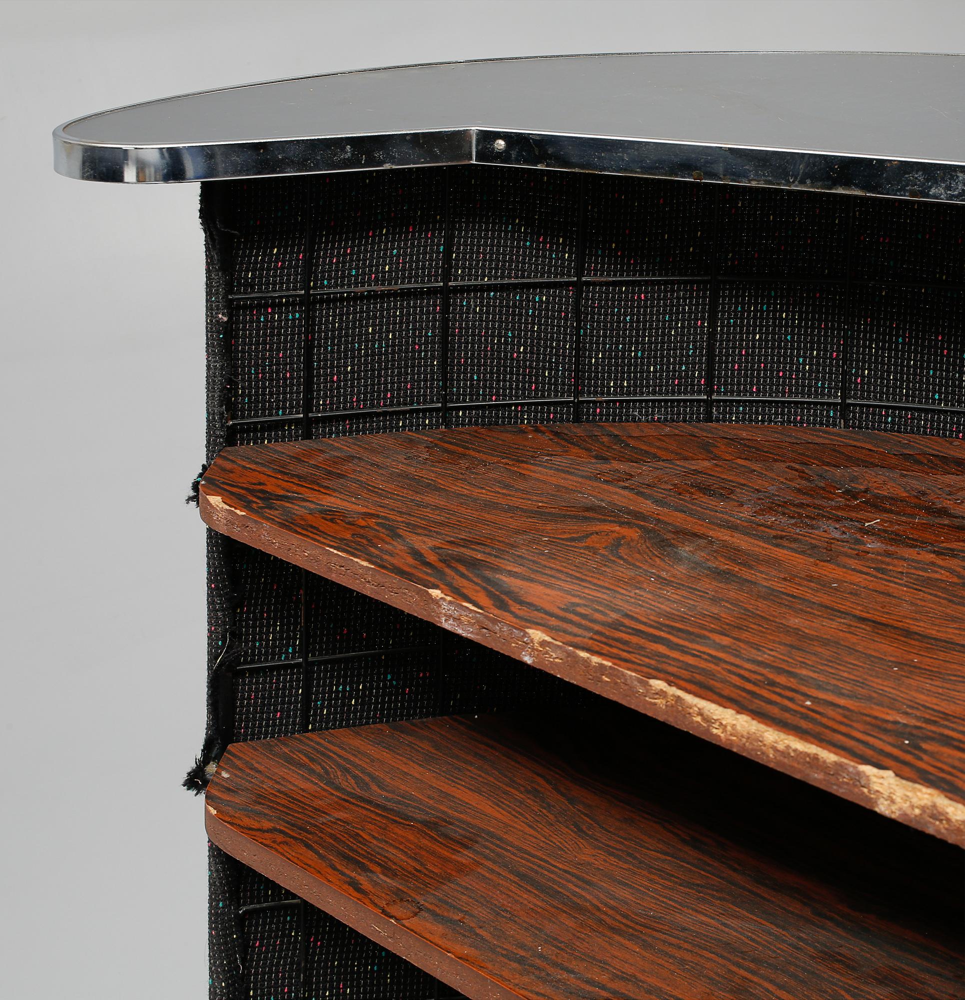 BARDISK samt BARSTOLAR, 3 st, 1950/60-tal.