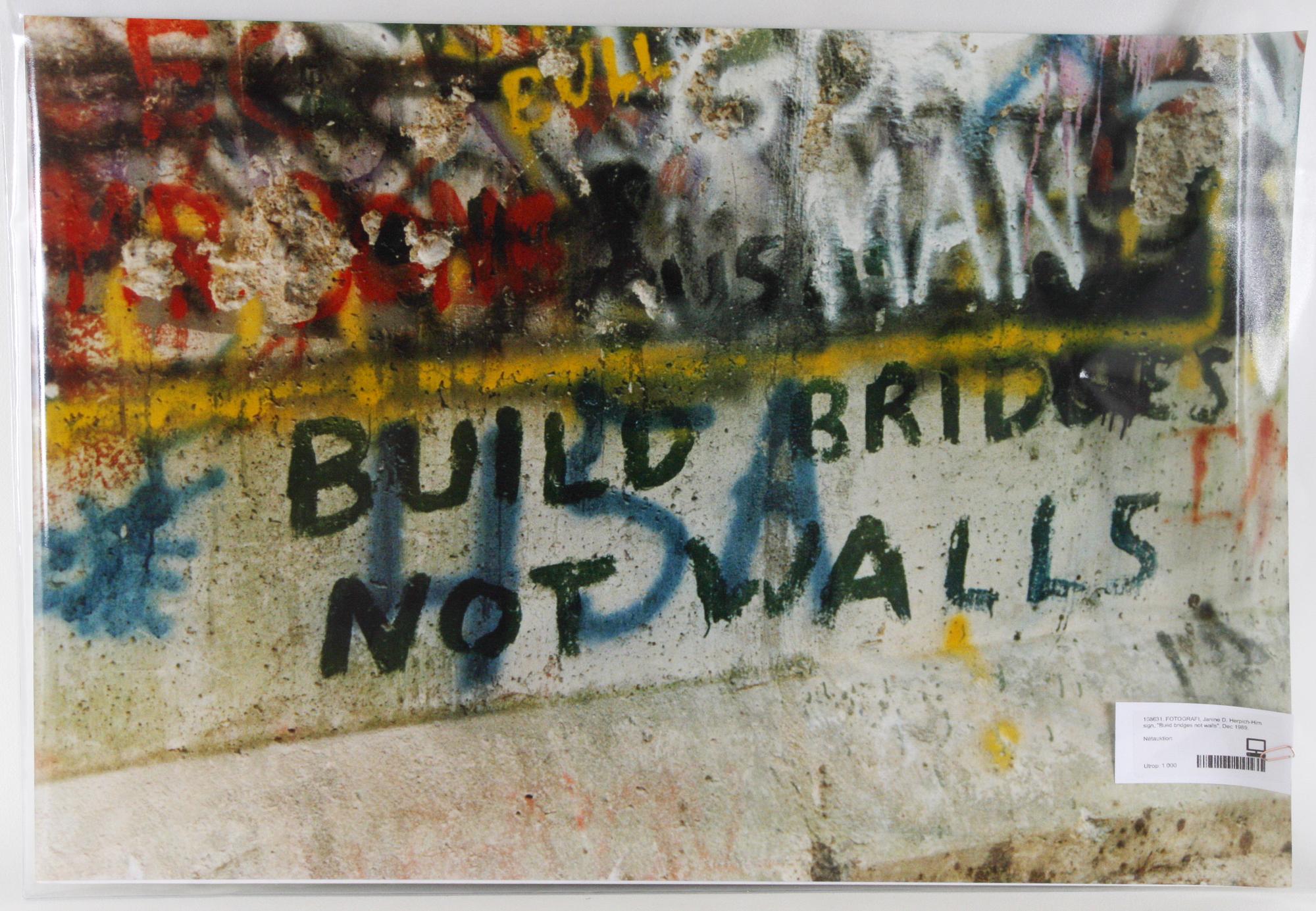 JANINE D HERPICH-HIRN, fotografi, sign Dec 1989.