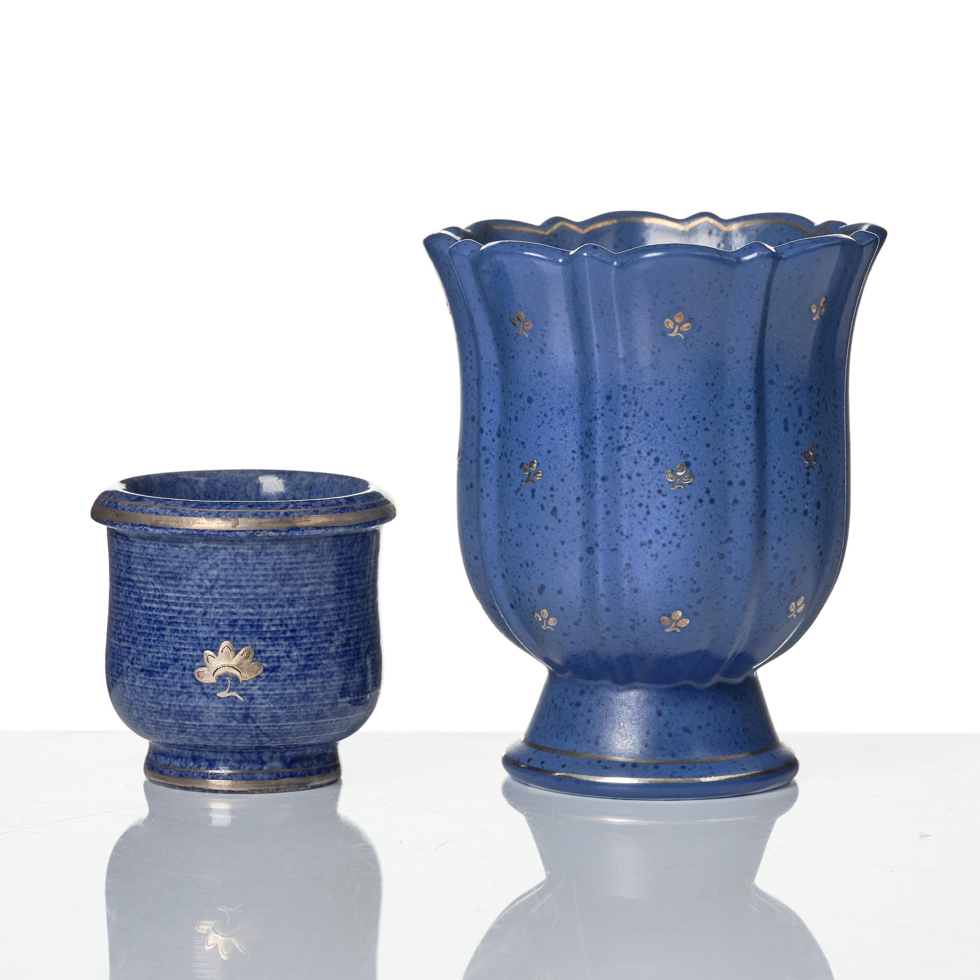 Wilhelm Kåge, a set of two Argenta stoneware vases, two dishes and a bowl with lid, Gustavsberg 1930s-50s.