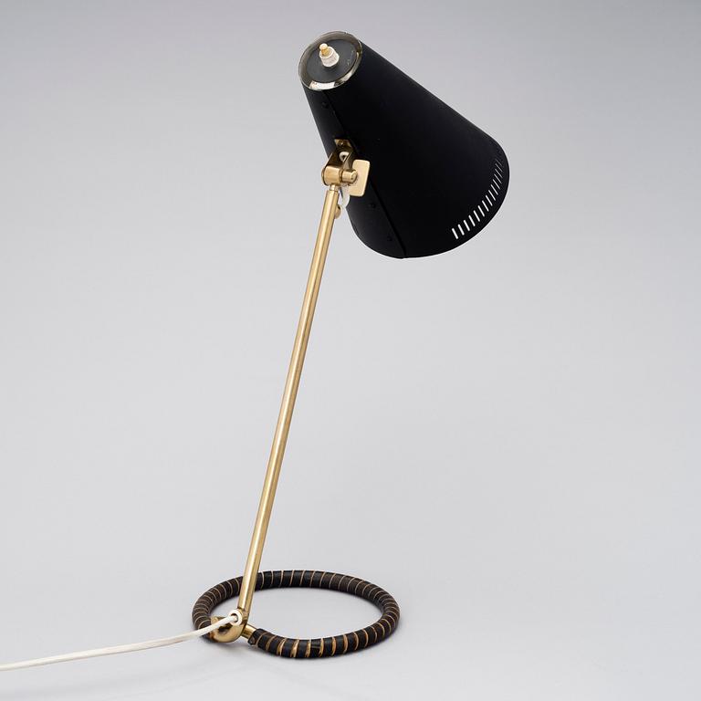 MAURI ALMARI, A table lamp, model  K11-15 for Idman, Finland, mid 20th century.