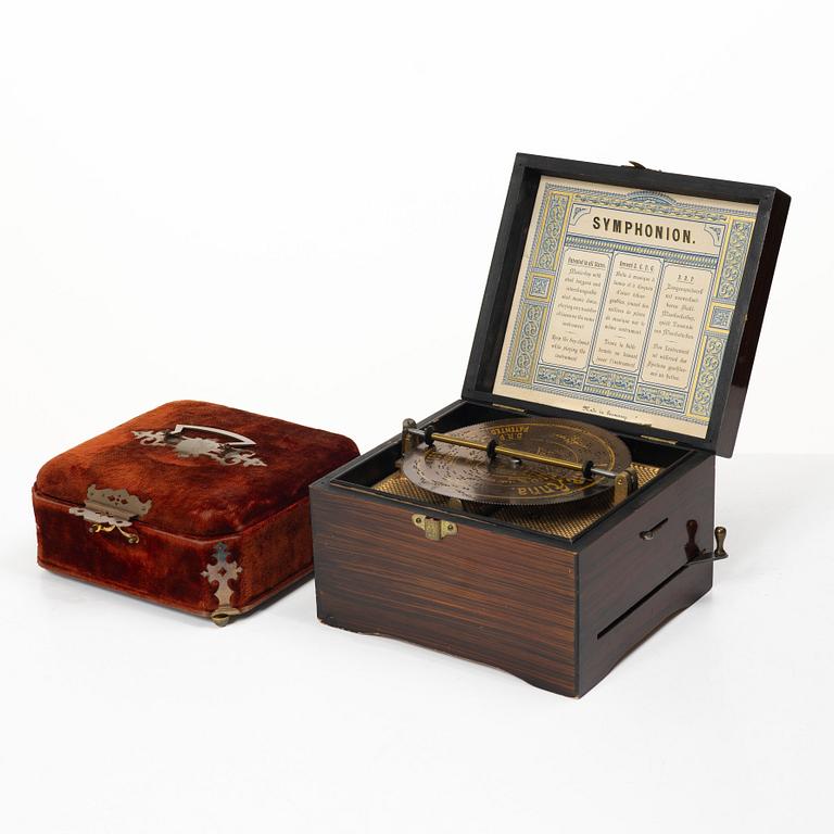 A music box, “Symphonion Simplex”, Germany, second half of the 19th century.