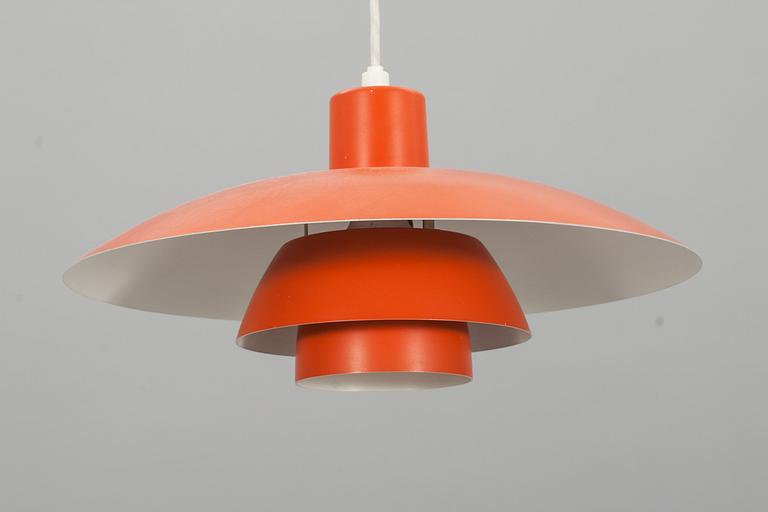 TAKLAMPA, PH 4/3, Poul Henningsen för Louis Poulsen, Danmark.