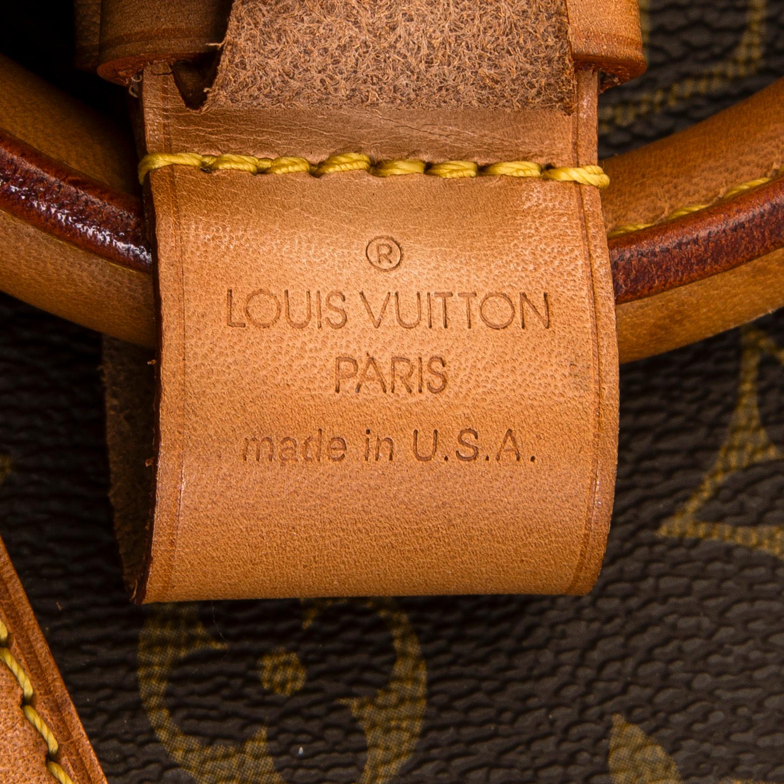 Louis Vuitton, a Monogram Canvas 'Keepall 55 Bandoulière' weekend bag.