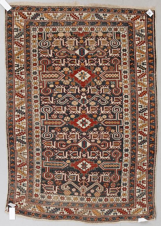 MATTA, Antik Kaukas, Perepedil, ca 163x119 cm.