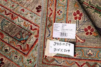 Matta, Ziegler Ariana, ca 315 x 209 cm.