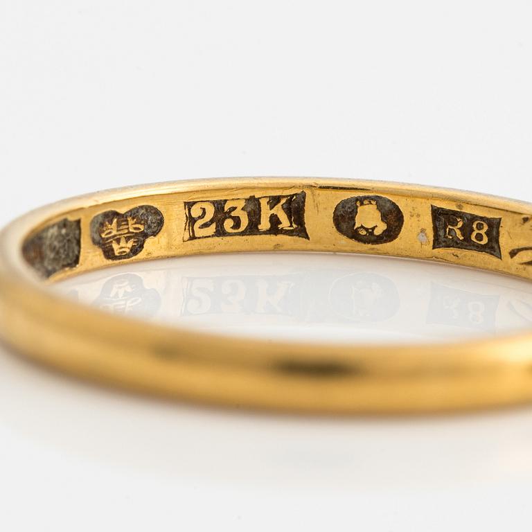 Ringar, 3 st, släta, 23K guld.