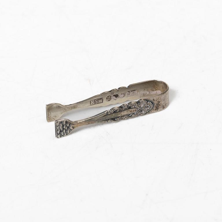 Bricka, fat, dosa samt miniatyrservis i sju delar, silver.