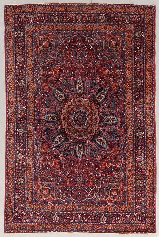 MATTA, semiantik, Kirman, ca 204 x 133 cm.