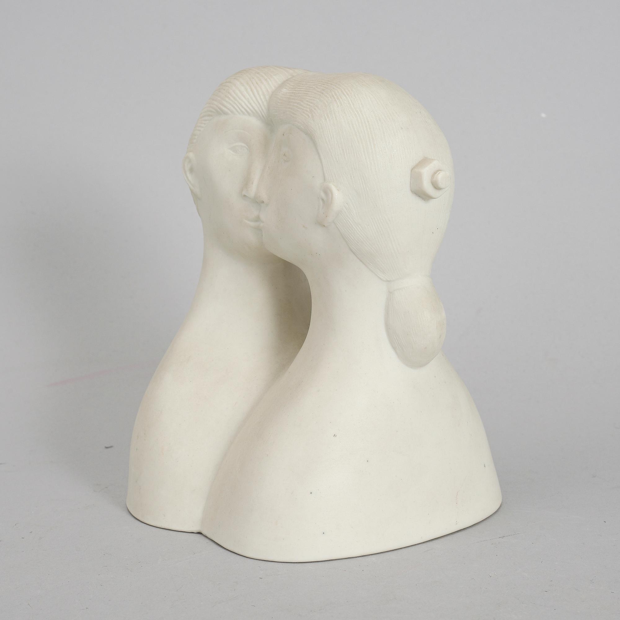 STIG LINDBERG, a porcelain sculpture 'De Tu' from Gustavsberg.