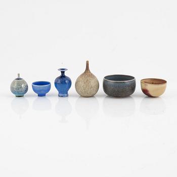 Six miniature stoneware pieces by Sven Wejsfelt, Berndt Friberg & Stig Lindberg, Gustavsberg Studio, Sweden.