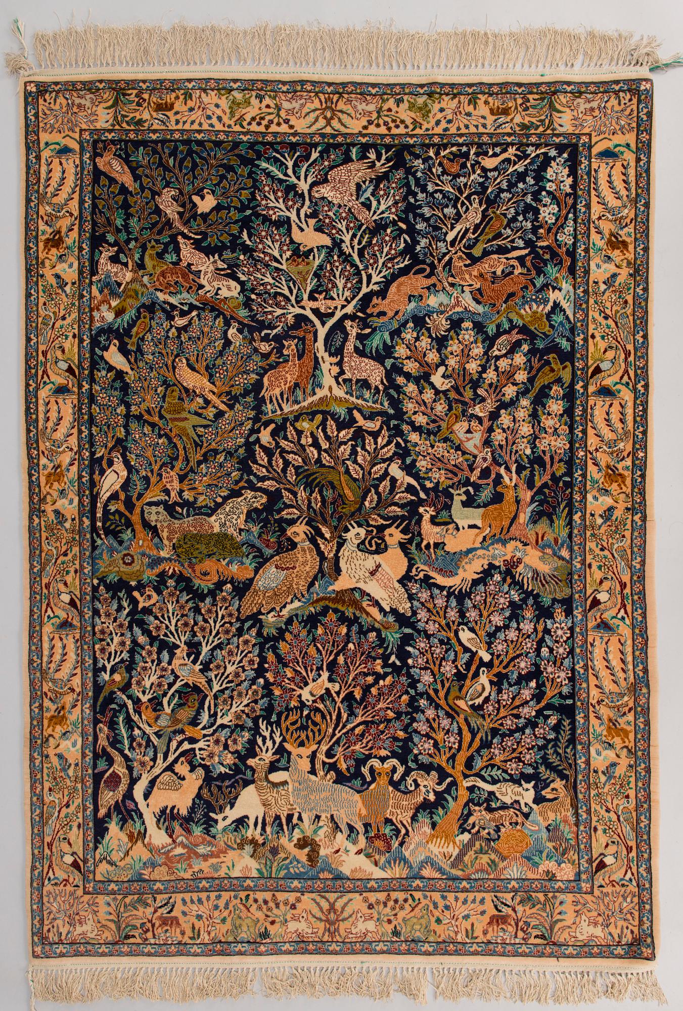 CARPET, old, Isfahan. Circa 156 x 111 cm.