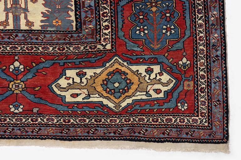 A 'Khan carpet' Chahar Mahal va Bakhtiari carpet of Safavid 'vase' design, West Persia, c. 774 x 423 cm.