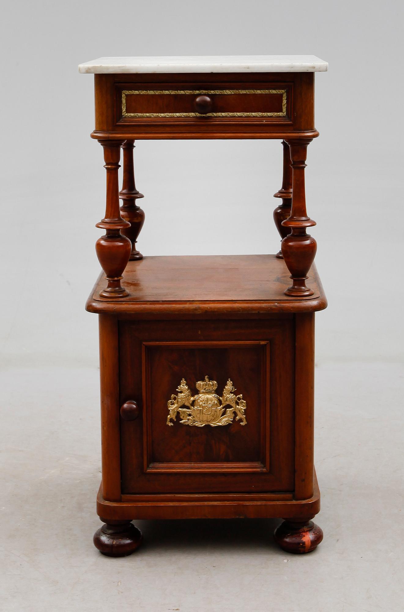 POTTSKÅP, 1800-talets andra hälft.