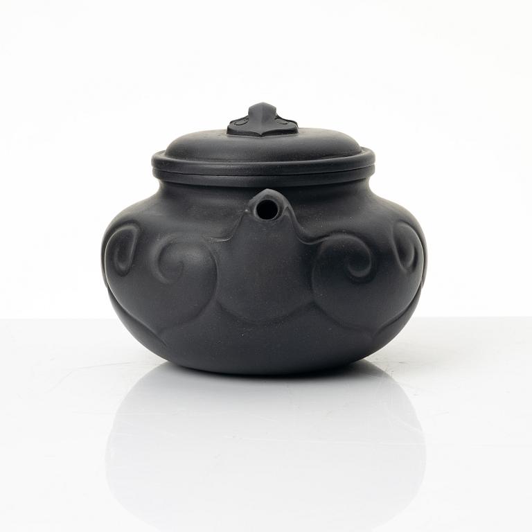 Zhou Guizhen, A 'ruyi' blue yixing teapot, 1980s.