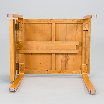 Alvar Aalto, A mid-20th century drop leaf table and chairs for O.Y. Huonekalu-ja Rakennustyötehdas A.B.