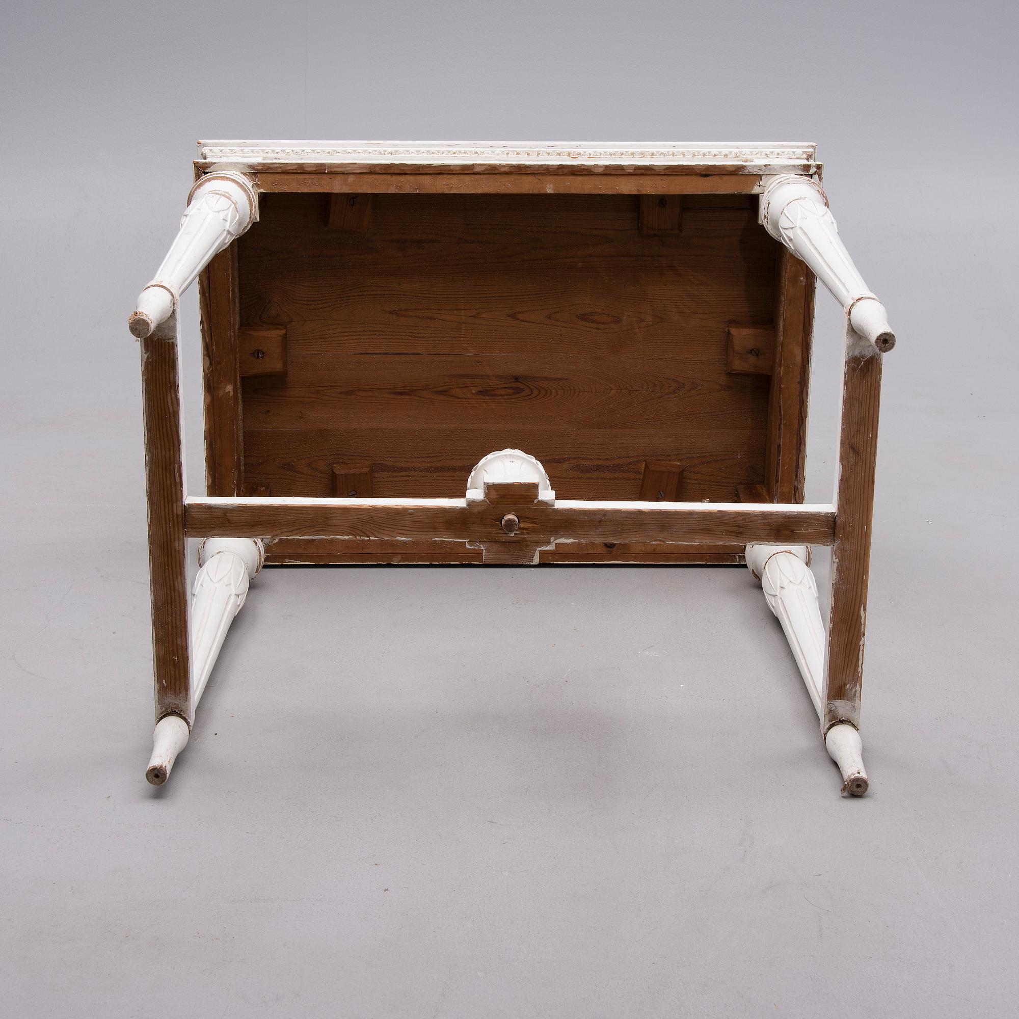 BORD, gustaviansk stil, 1900-tal.
