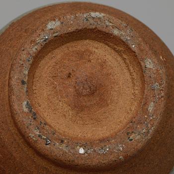 KÄRL, 2 st, porslin, Kina, möjligen Ming dynastin (1368-1644).