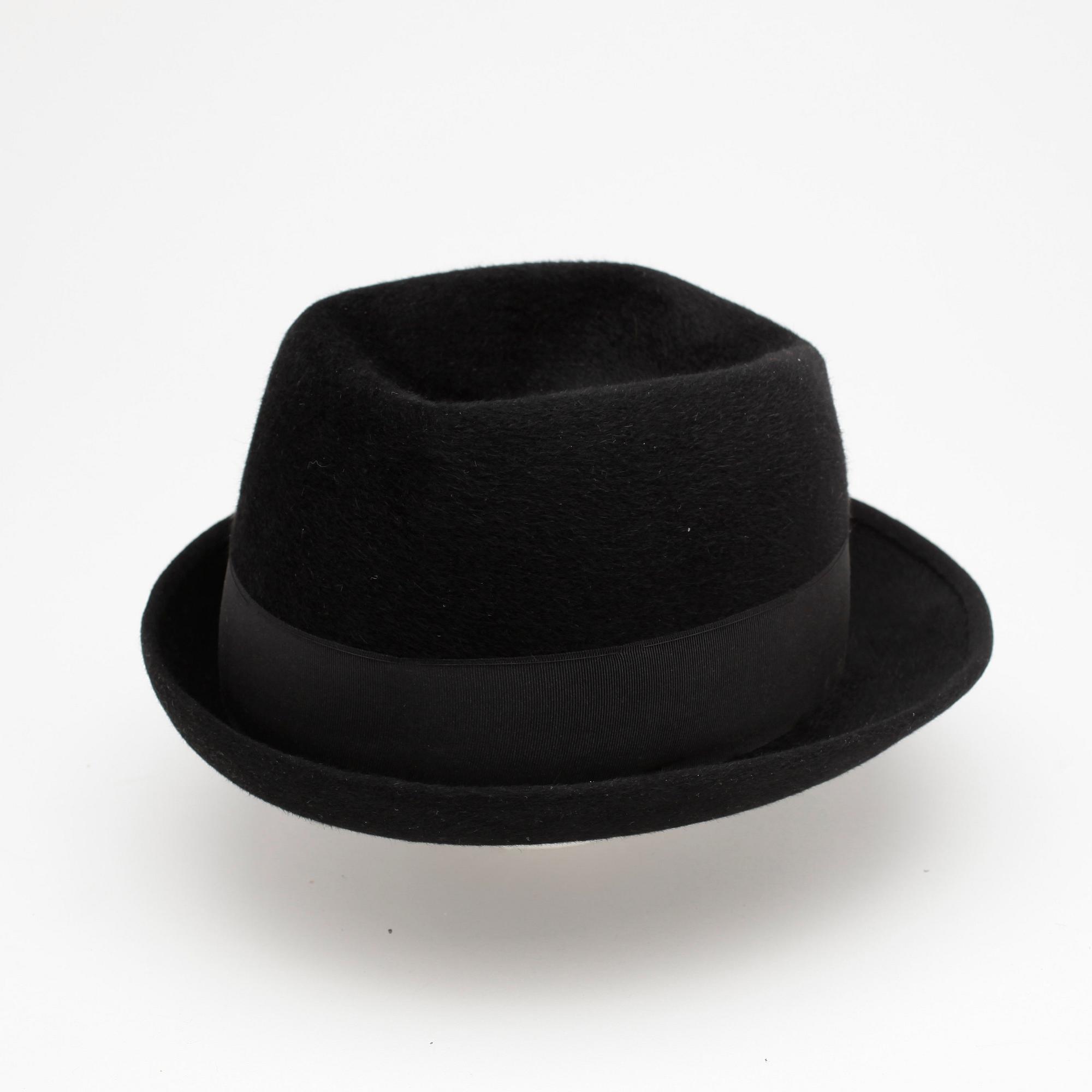 PIERRE CARDIN, hatt.