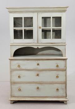 VITRINSKÅP, 1800-talets första hälft.