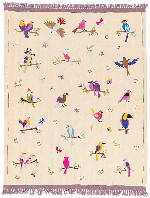 Matta, handbroderad Kelim, ca 227 x 178 cm.