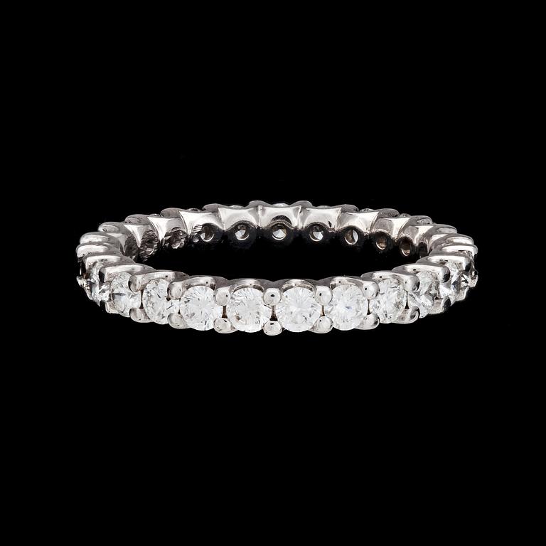 RING, eternity ring, brilliant cut diamonds, tot. 1.50 cts.