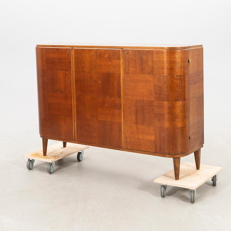 Bertil Fridhagen, cabinet, "Eugen", Swedish Modern, Svenska Möbelfabrikerna Bodafors, mid-20th century.