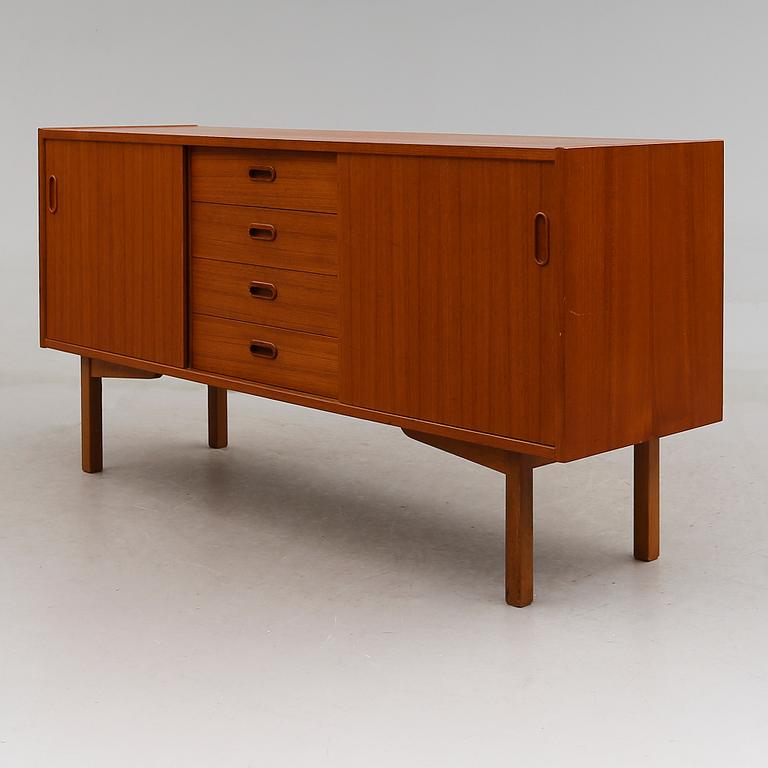SIDEBOARD, 1900-talets andra hälft.