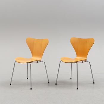 Ten 'Sjuan' chairs by Arne Jacobson for Fritz Hansen, Denmark, later part of the 20th century.