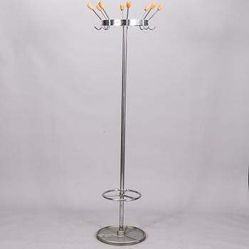 A mid 20th century 'JM-571' coat rack for Merivaara.