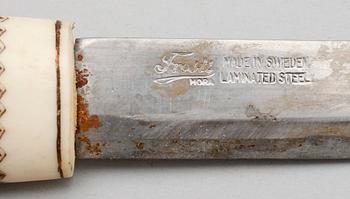 SAMEKNIV, ben och läder, otydligt monogramsign RL.