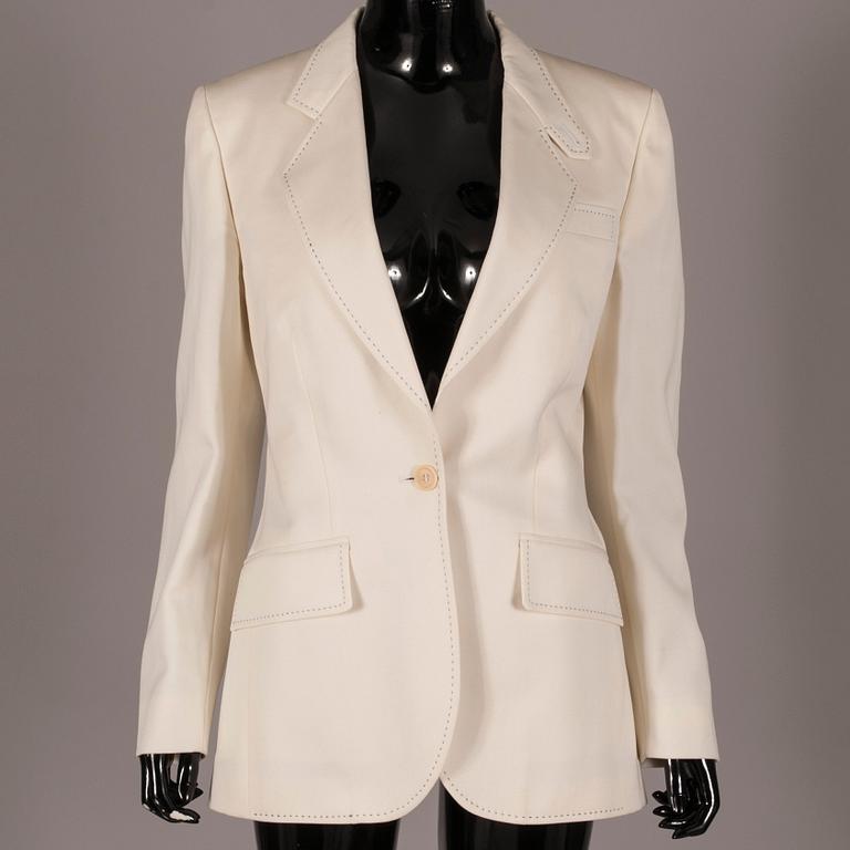 BLAZER, Chloé.