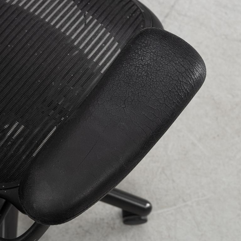 Don Chadwick/Bill Stump, skrivbordsstol, "Aeron", Herman Miller.