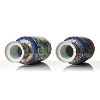 A pair of famille verte and powder blue 'roleau' vases, late Qing dynasty.