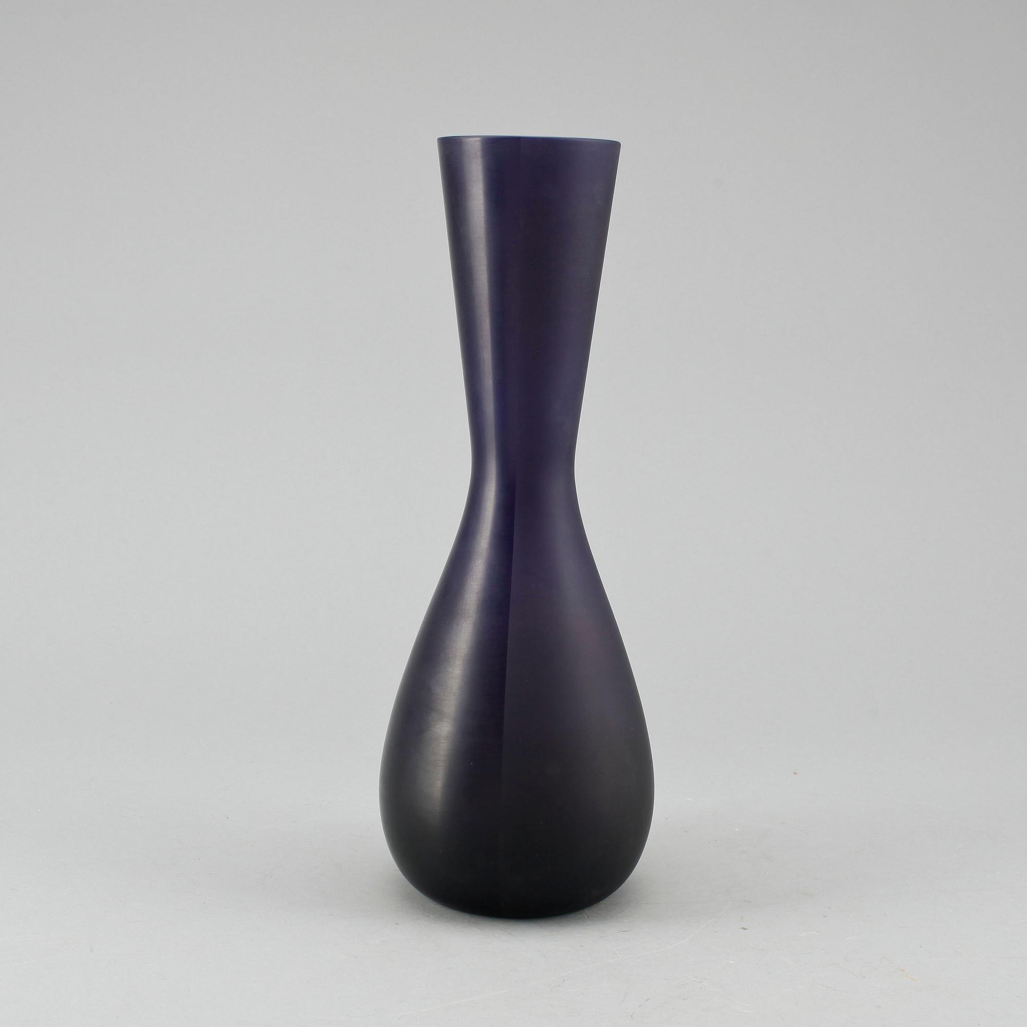 VAS, glas, etikettmärkt Venini, Murano, 1900-talets andra hälft.