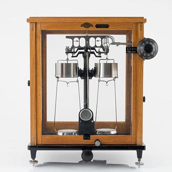 A apothecary scales marked Axel Kistner Stockholm and Galileo Sartorius Milano, first half of the 20th century.