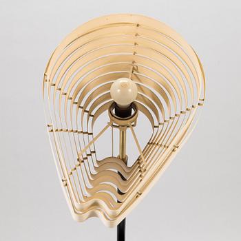 Alvar Aalto, an 'Angel's Wing' floor lamp. Manufactured by Valaistustyö.