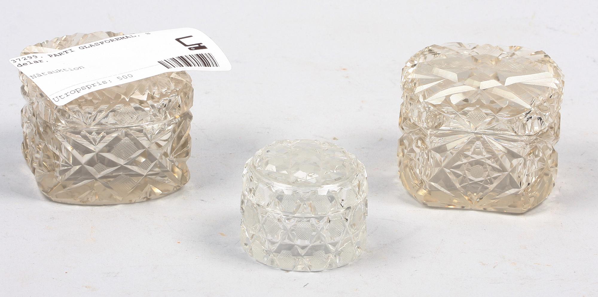 PARTI GLASFÖREMÅL, 8 delar.